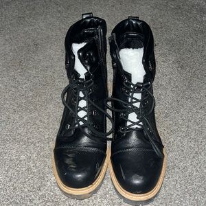 Gloria Vanderbilt Combat Boot